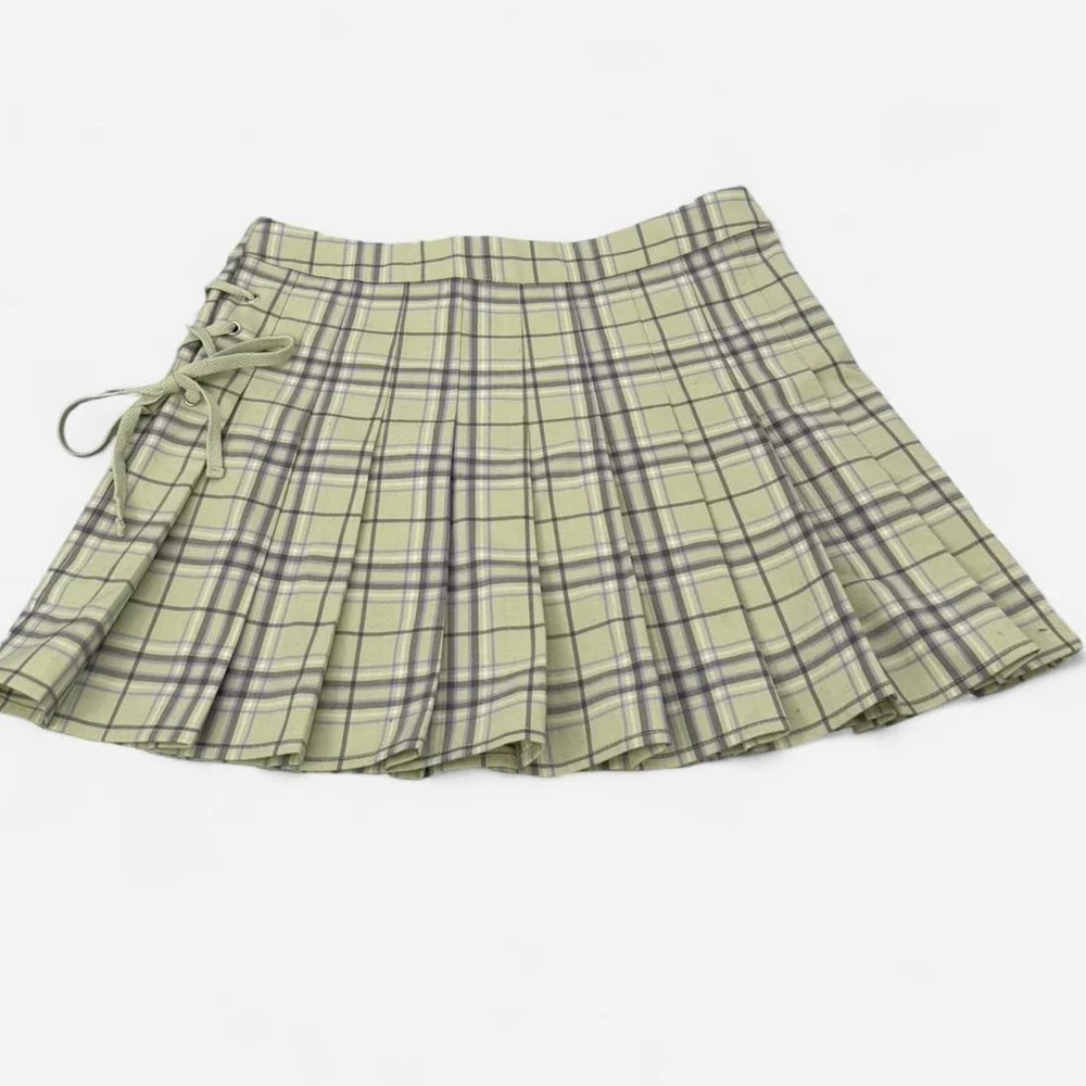 Forever 21 Green Plaid Skirt - Size M